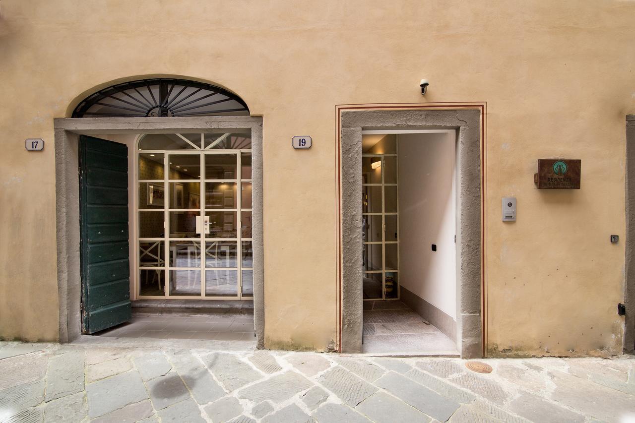 B&B Residenza Di Via Fontana Lucca Eksteriør billede