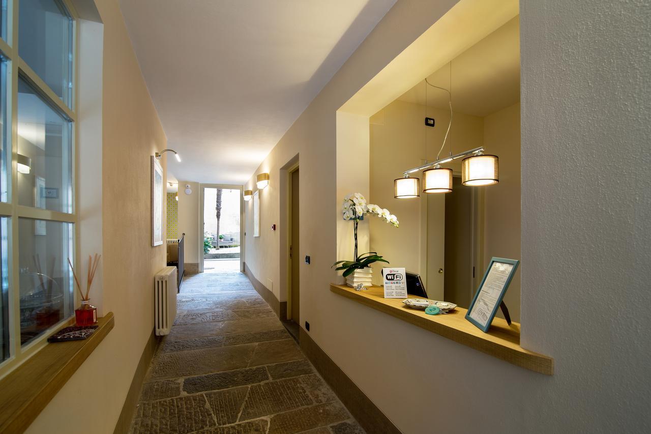 B&B Residenza Di Via Fontana Lucca Eksteriør billede