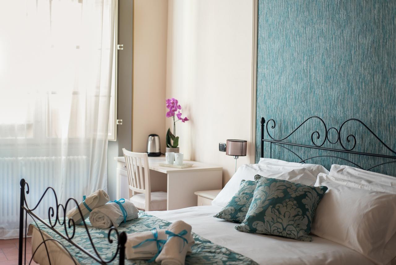 B&B Residenza Di Via Fontana Lucca Eksteriør billede