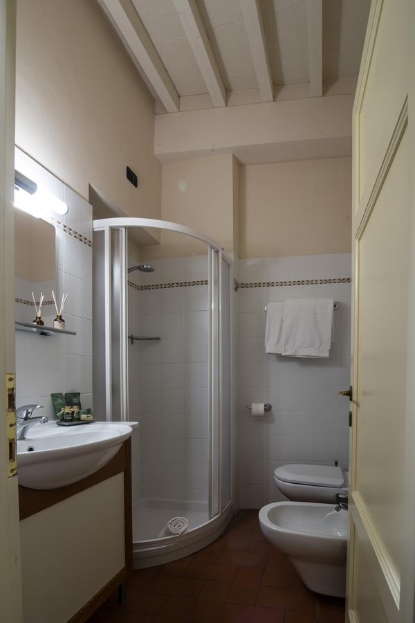 B&B Residenza Di Via Fontana Lucca Eksteriør billede