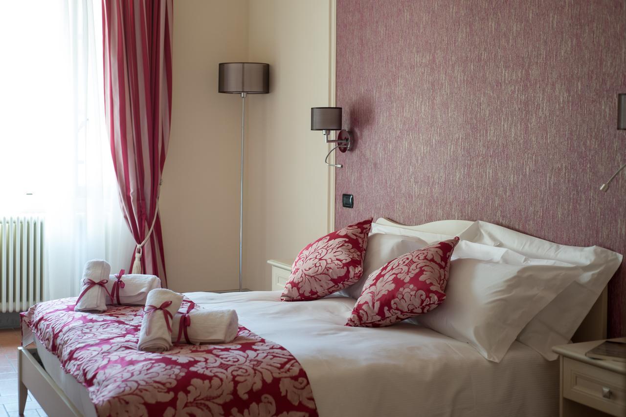B&B Residenza Di Via Fontana Lucca Eksteriør billede