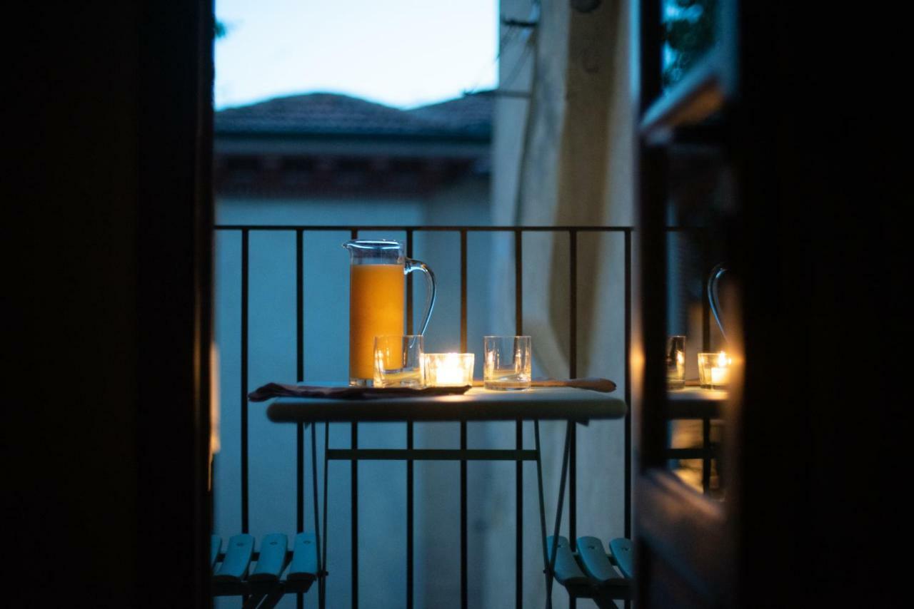 B&B Residenza Di Via Fontana Lucca Eksteriør billede